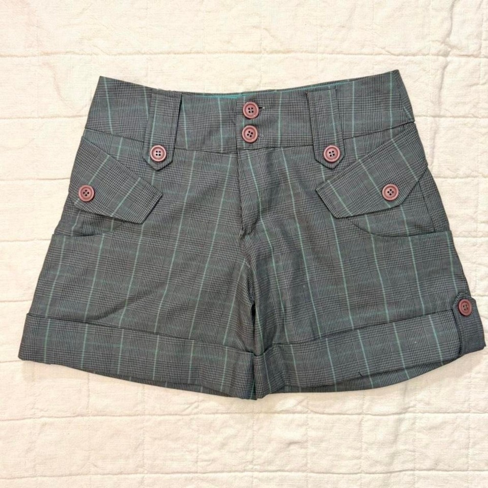 Verodille Plaid Office Siren Utility Shorts – S/M